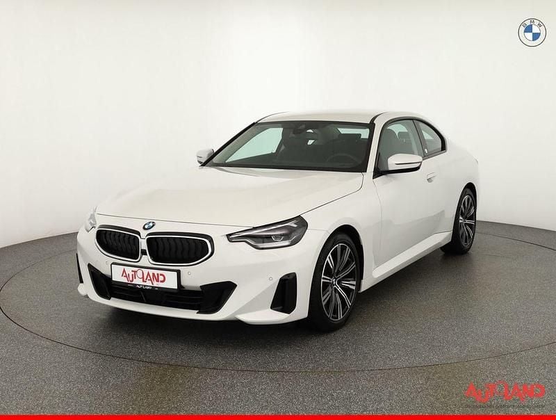 Gebraucht BMW 218 Sport Line 156 PS (114 kW) 2024 Alpinweiss Coupé
