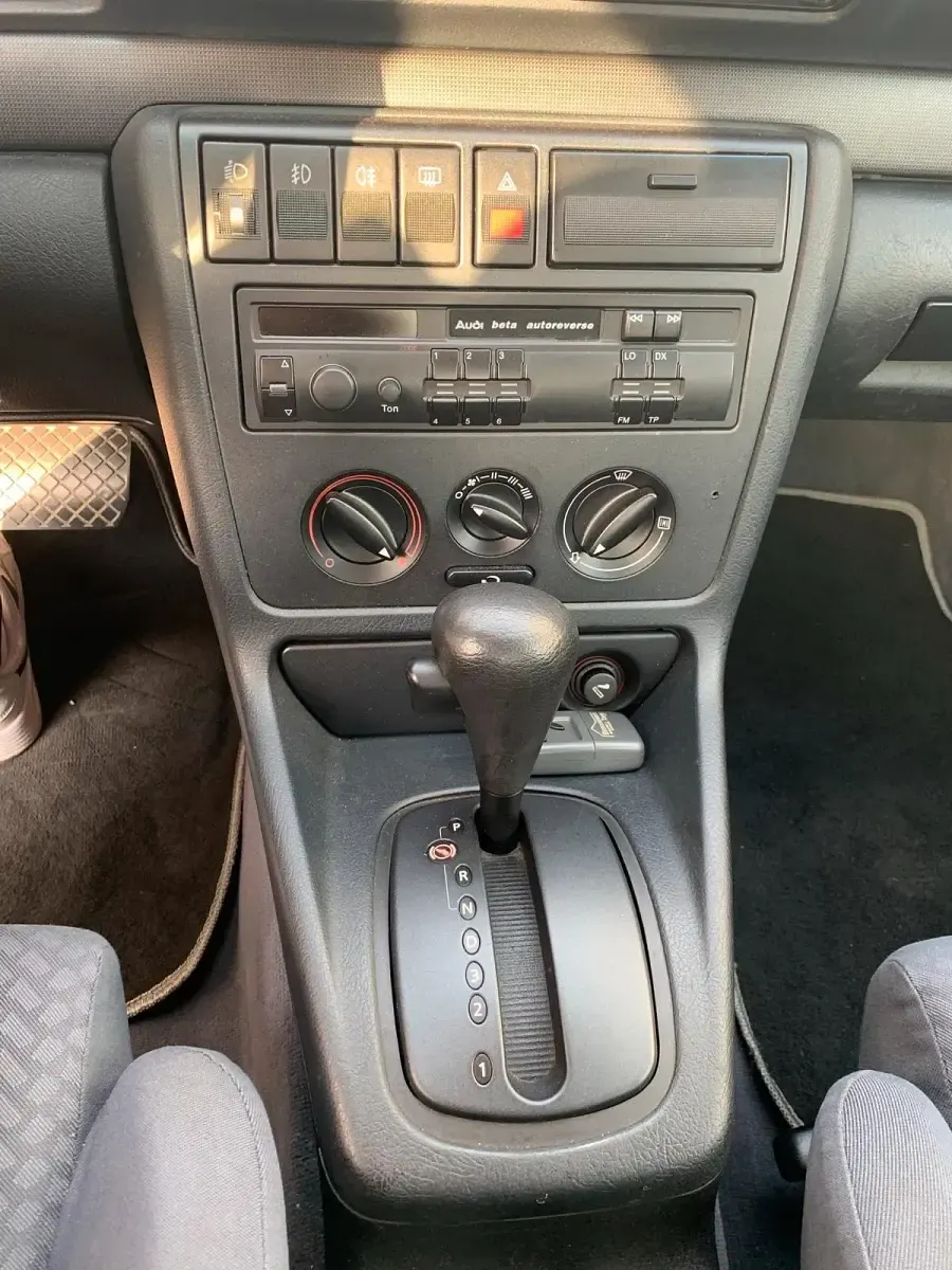 Gebraucht Audi A4 112 PS (82 kW) 1997 Weiß Limousine