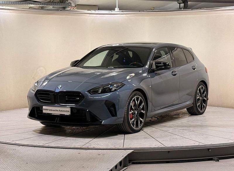 Gebraucht BMW M135 Performance 300 PS (220 kW) 2025 Grau Kleinwagen