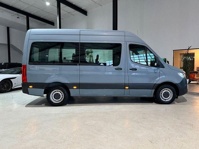 Gebraucht Mercedes Sprinter 143 PS (105 kW) 2020 Grau Van