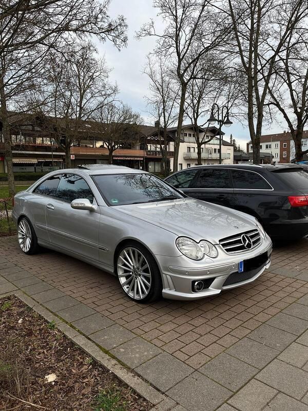 Silber Gebraucht 2006 Mercedes CLK200 Avantgarde Coupé | 10.000 € (Teuer) - Bild 1/4