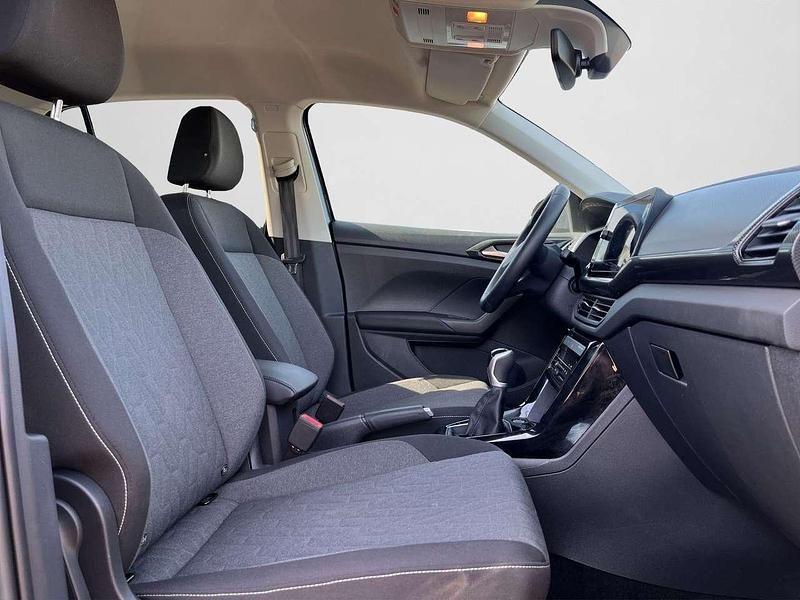 Gebraucht VW T-Cross Life 95 PS (69 kW) 2025 Grau SUV