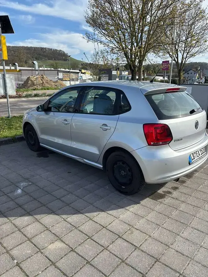 Gebraucht VW Polo Comfortline 86 PS (63 kW) 2009 Grau Kleinwagen
