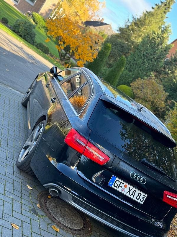 Gebraucht Audi A6 Comfort 313 PS (230 kW) 2013 Schwarz Kombi