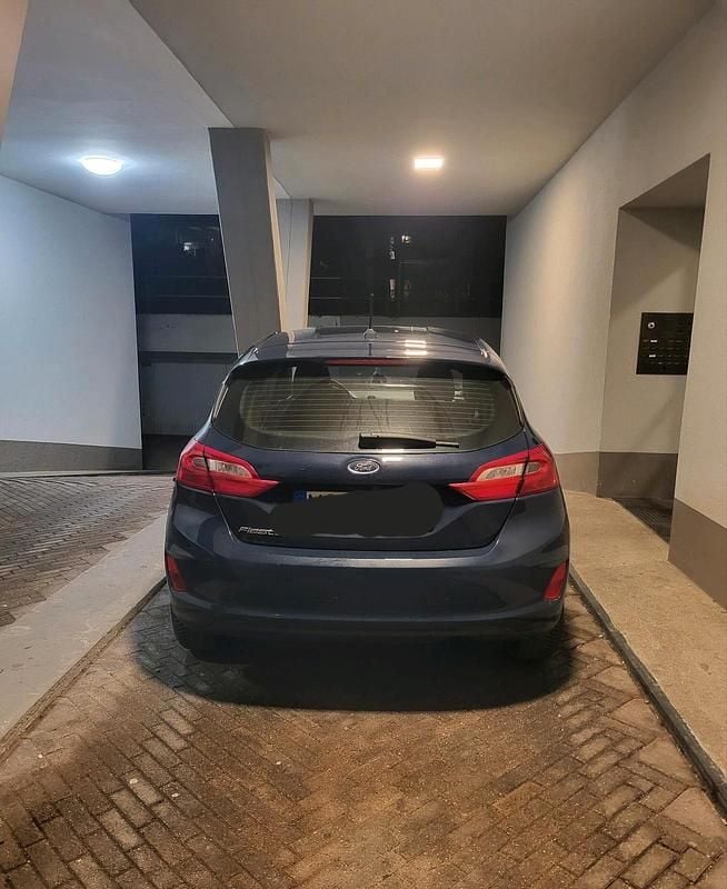 Gebraucht Ford Fiesta 71 PS (52 kW) 2017 Blau Kleinwagen