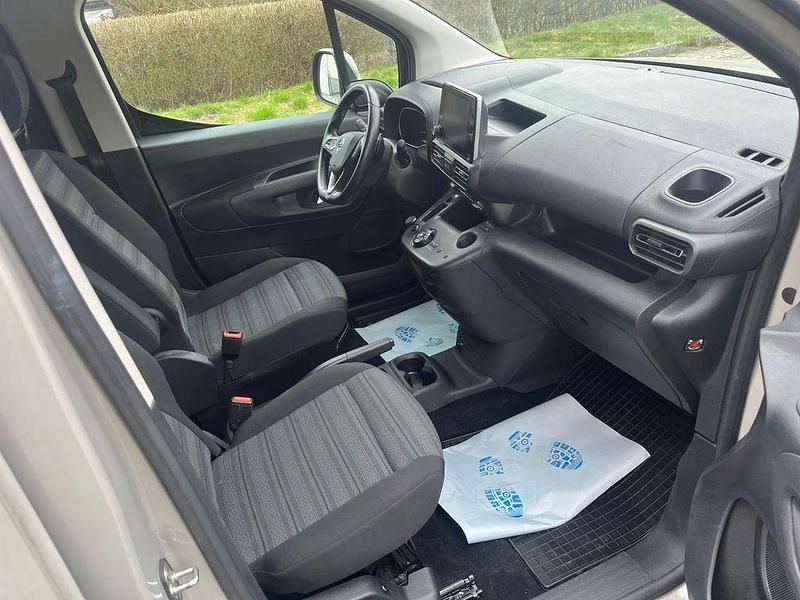 Gebraucht Opel Combo Life 131 PS (96 kW) 2020 Grau Van / Kleinbus