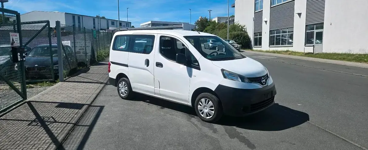Gebraucht Nissan NV200 110 PS (80 kW) 2012 Weiß Van / Kleinbus