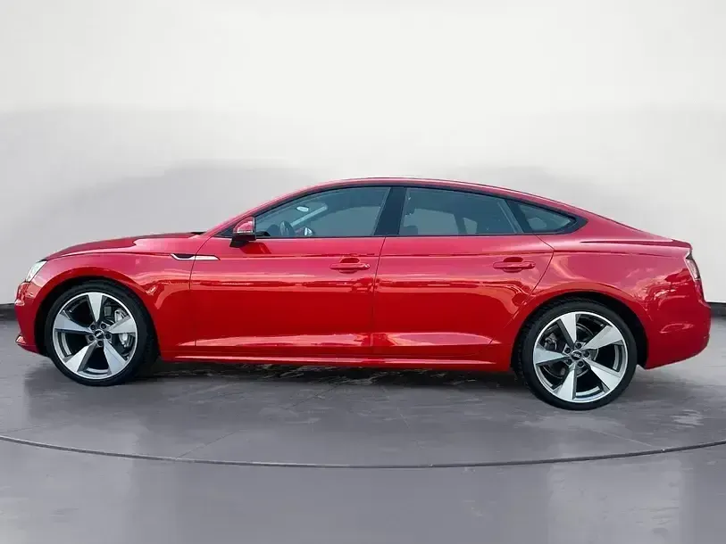 Gebraucht Audi A5 Sportback Ambiente 190 PS (139 kW) 2019 Rot Kleinwagen