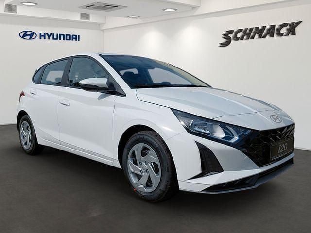 Neu Hyundai i20 Select 101 PS (74 kW) 2025 Weiß Limousine