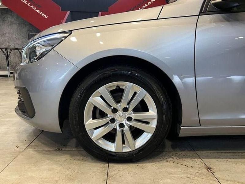 Usata Peugeot 308 Active 131 CV (96 kW) 2020 Grigio Utilitaria