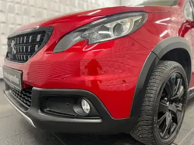 Gebraucht Peugeot 2008 Allure GT-Line 131 PS (96 kW) 2019 Rot SUV