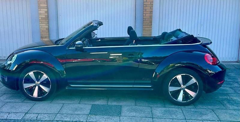 Gebraucht VW Beetle Cabriolet 105 PS (77 kW) 2015 Schwarz Cabrio