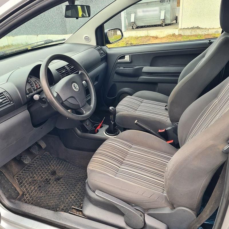 Gebraucht VW Fox 54 PS (39 kW) 2008 Silber Kleinwagen
