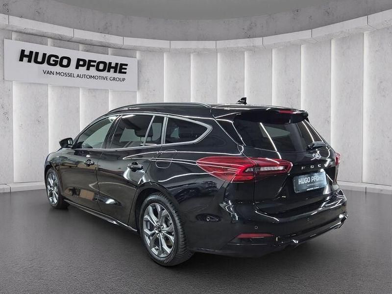 Gebraucht Ford Focus ST-Line X 155 PS (114 kW) 2024 Schwarz Kombi