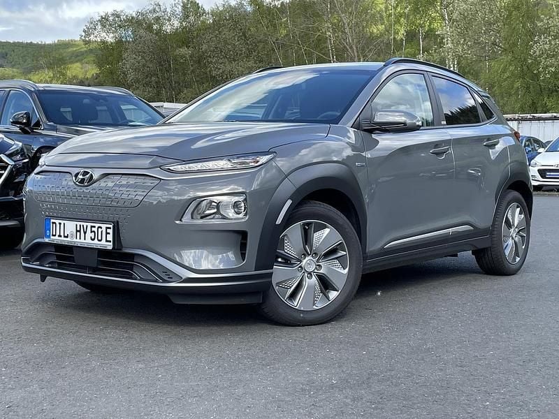 Metallic Gebraucht 2020 Hyundai Kona Advantage SUV | 20.530 € (Teuer) - Bild 1/4