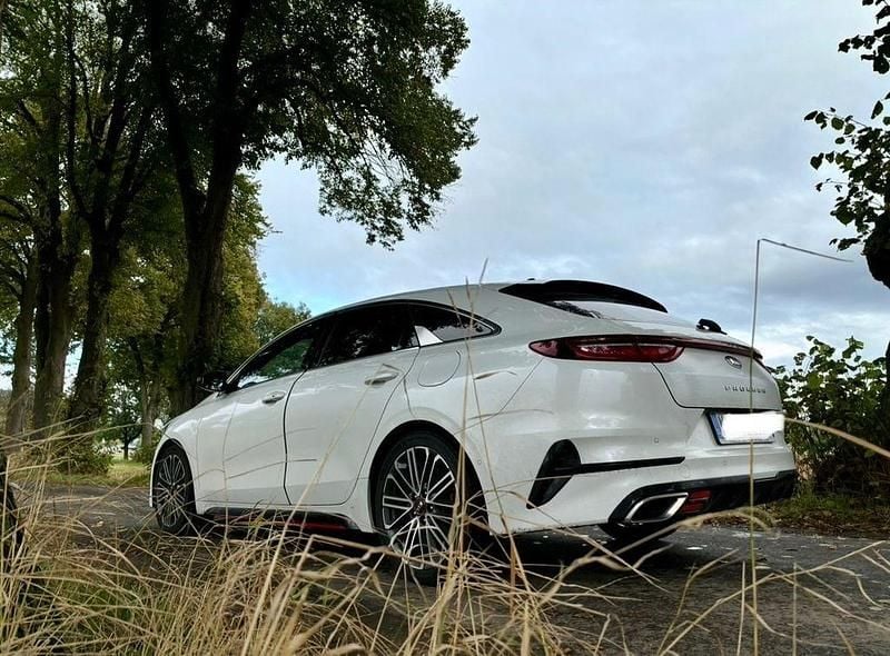 Gebraucht Kia Ceed GT GT 204 PS (150 kW) 2020 Weiß Limousine
