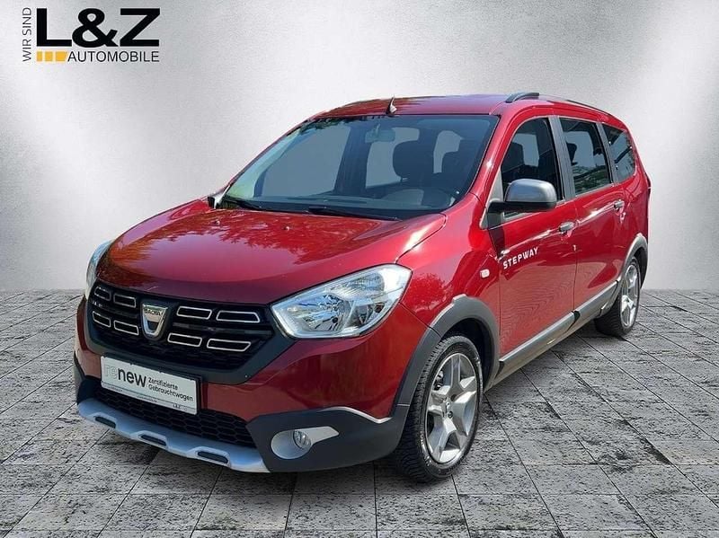 Rot Gebraucht 2022 Dacia Lodgy Stepway Van / Kleinbus | 15.480 € (Fairer Preis) - Bild 1/4