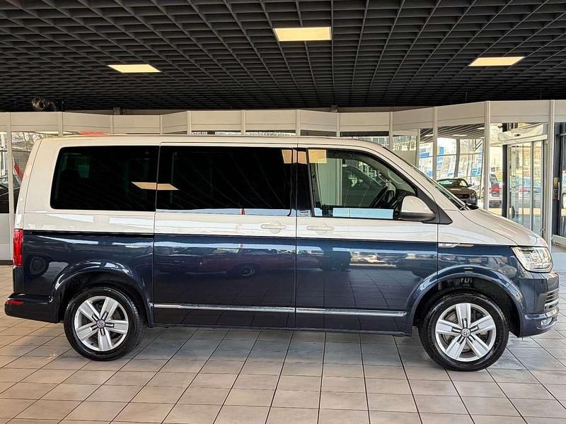 Gebraucht VW Transporter Generation Six 204 PS (150 kW) 2016 Weiss / blau Van