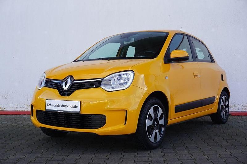 Gelb Gebraucht 2019 Renault Twingo LIMITED Kleinwagen | 7.299 € (Guter Preis) - Bild 1/4