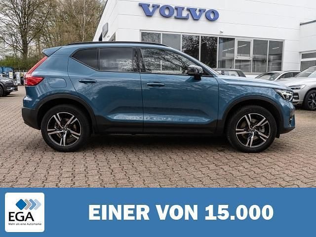Gebraucht Volvo XC40 Plus 163 PS (119 kW) 2023 Metallic SUV
