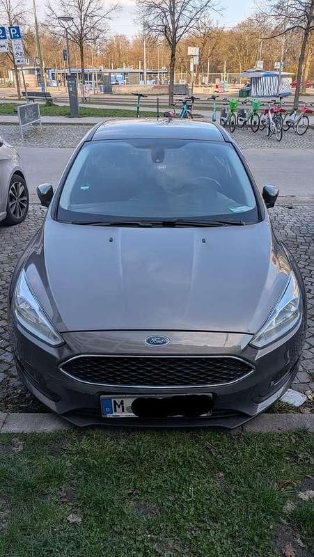 Gebraucht Ford Focus Trend 125 PS (91 kW) 2016 Limousine