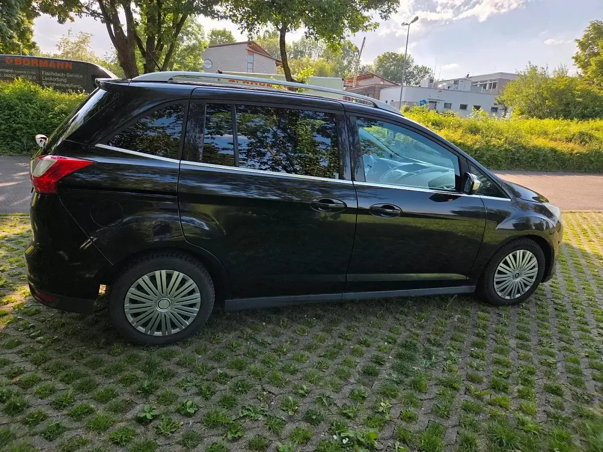 Gebraucht Ford Grand C-Max 140 PS (102 kW) 2012 Schwarz Van / Kleinbus