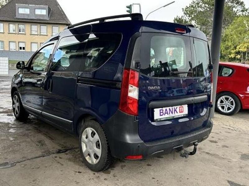 Gebraucht Dacia Dokker Acces 102 PS (75 kW) 2017 Blau Van / Kleinbus