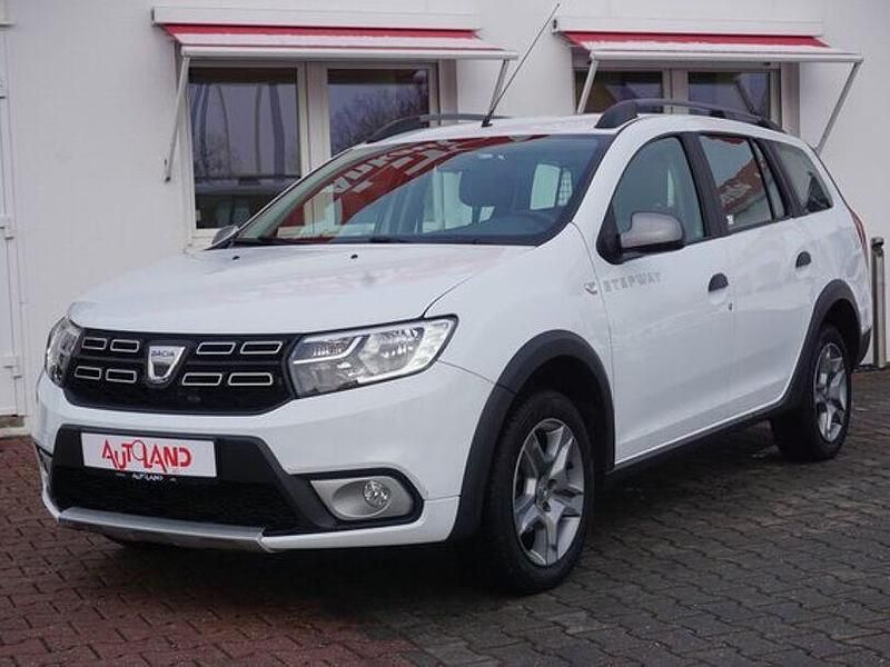 Gebraucht Dacia Logan Stepway 90 PS (66 kW) 2019 Weiß Kombi