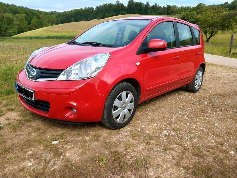 Rot Gebraucht 2010 Nissan Note Van / Kleinbus | 2.700 € (Fairer Preis) - Bild 1/4