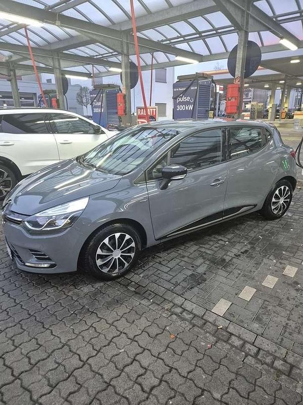 Gebraucht Renault Clio IV LIMITED 90 PS (66 kW) 2018 Grau Limousine