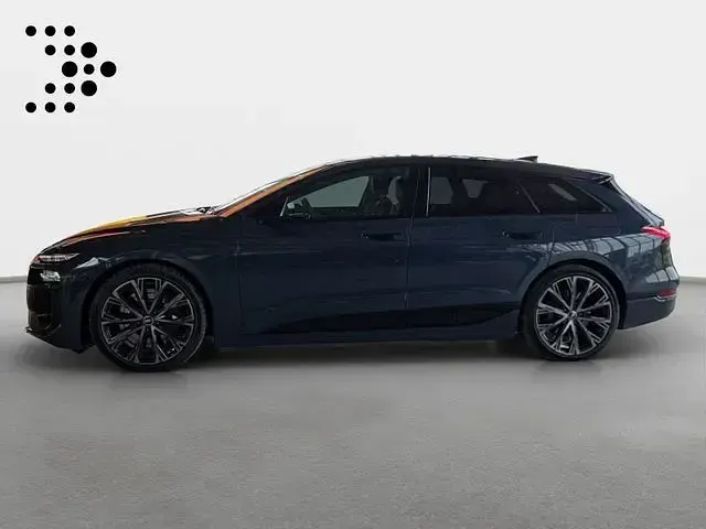 Gebraucht Audi e-tron Ambiente 369 kW (503 PS) 2025 Plasmablau (metallic) SUV
