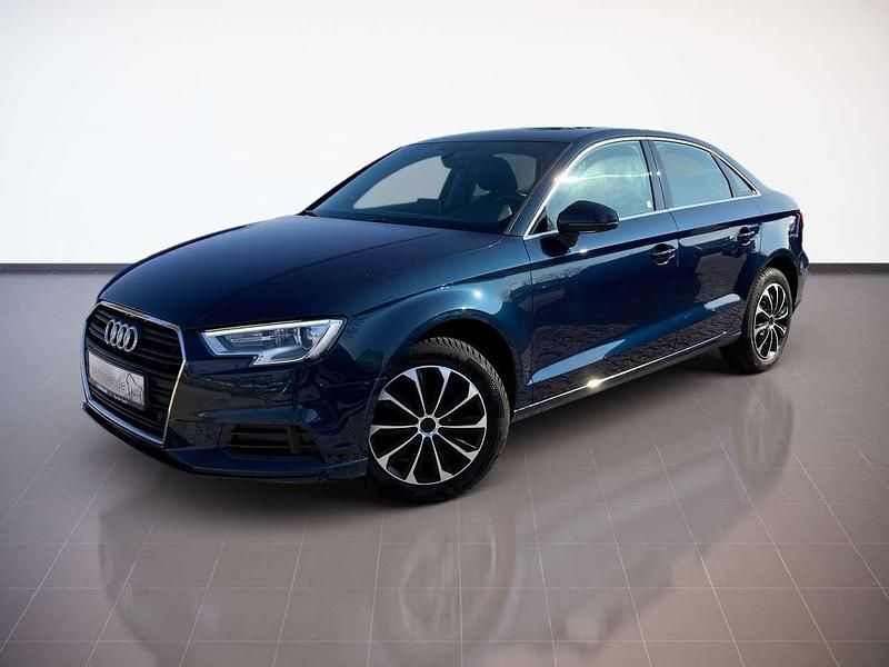 Gebraucht Audi A3 Design 116 PS (85 kW) 2018 Blau Limousine