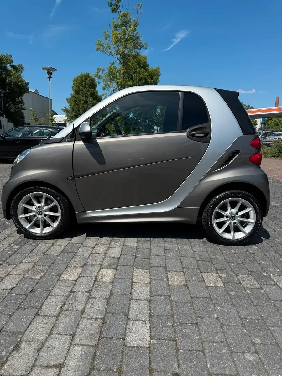 Gebraucht Smart ForTwo Coupé 71 PS (52 kW) 2013 Braun Coupé