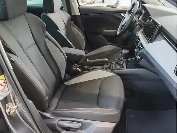 Neu Skoda Scala 150 PS (110 kW) 2026 Grau Kleinwagen