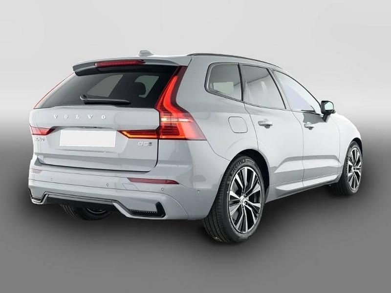 Gebraucht Volvo XC60 Plus 250 PS (183 kW) 2025 Grau SUV