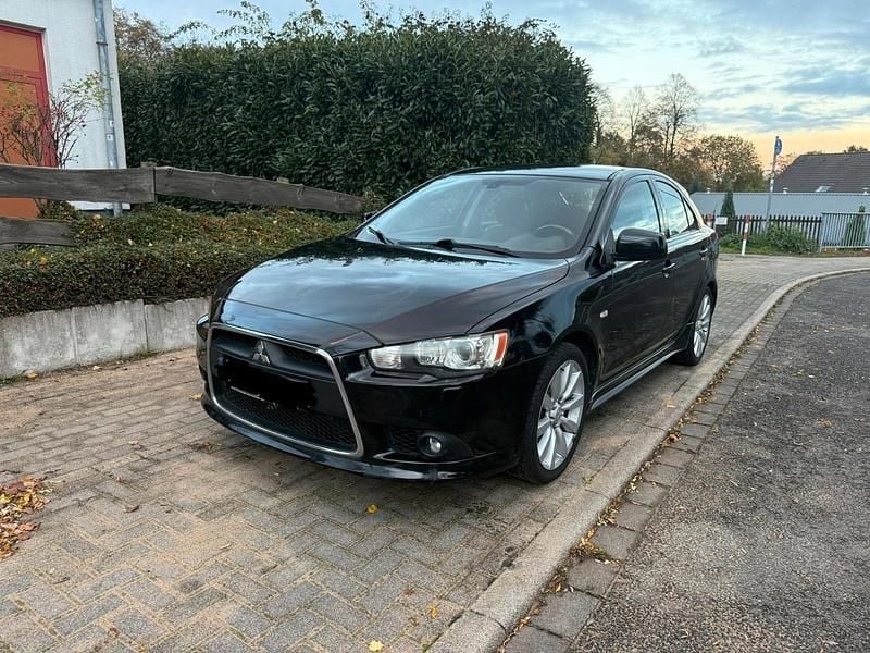 Schwarz Gebraucht 2009 Mitsubishi Lancer Limousine | 5.500 € (Guter Preis) - Bild 1/4