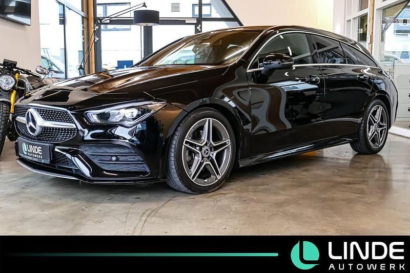 Schwarz Gebraucht 2021 Mercedes CLA200 Shooting Brake AMG line Kombi | 22.490 € (Guter Preis) - Bild 1/4