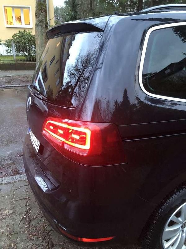 Gebraucht VW Sharan Comfortline 150 PS (110 kW) 2018 Schwarz Van / Kleinbus