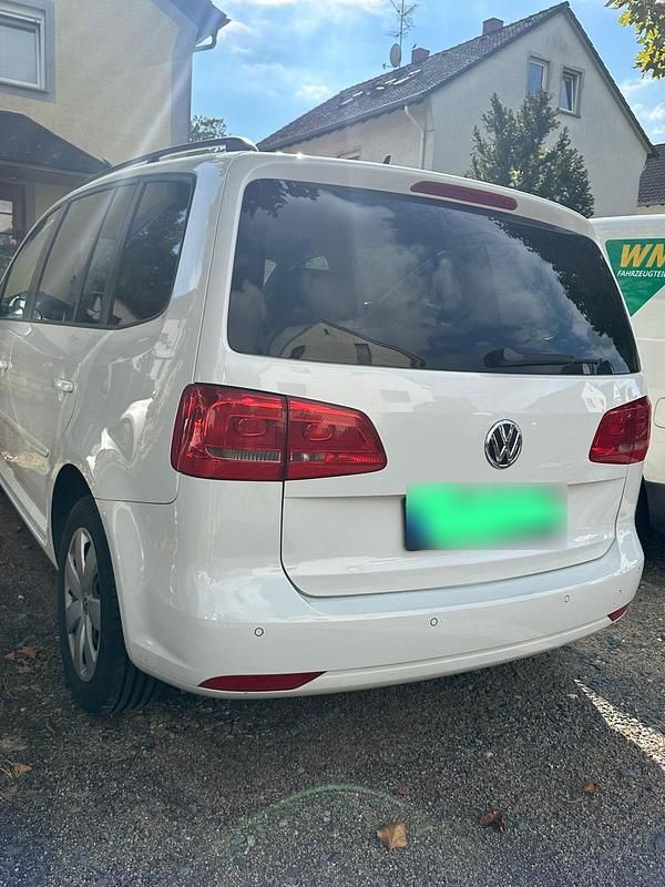 Gebraucht VW Touran 105 PS (77 kW) 2015 Weiß Van / Kleinbus