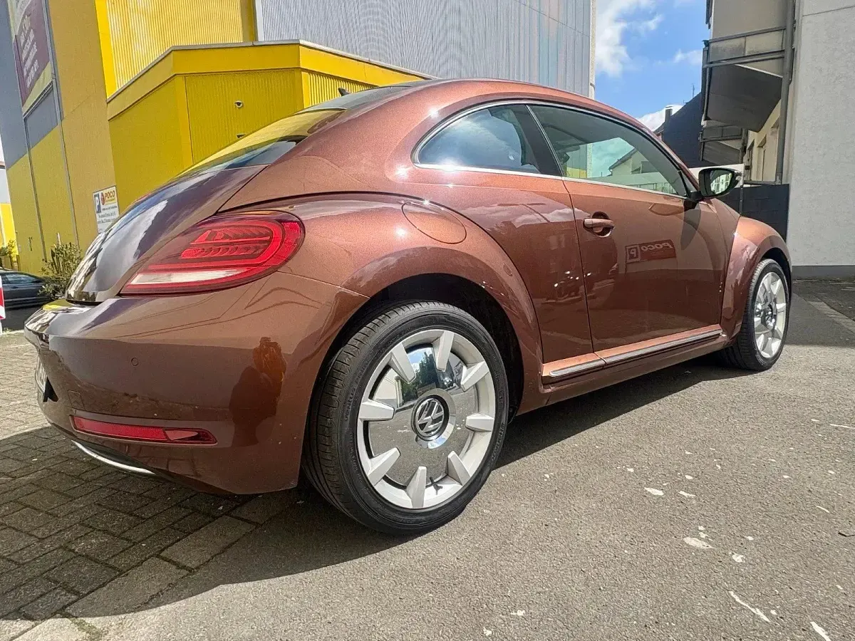Gebraucht VW Beetle 105 PS (77 kW) 2017 Andere farben Kleinwagen