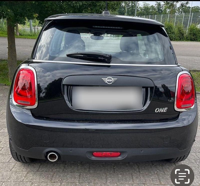 Gebraucht Mini ONE 102 PS (75 kW) 2021 Schwarz Kleinwagen