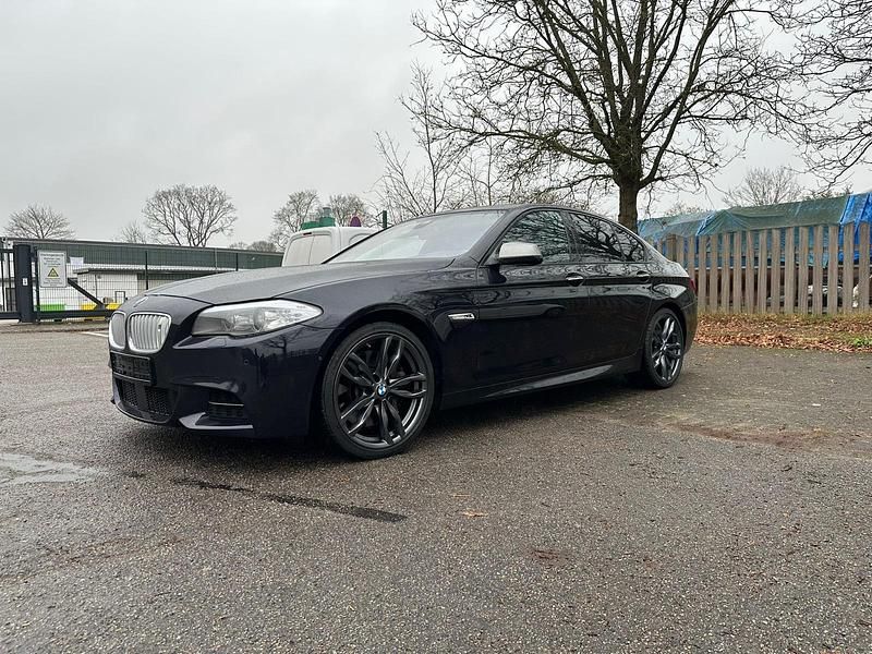 Gebraucht BMW 550 381 PS (280 kW) 2013 Schwarz Limousine