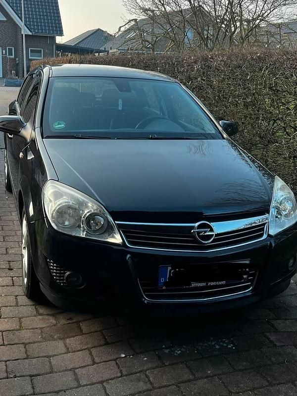 Gebraucht Opel Astra 120 PS (88 kW) 2008 Schwarz Limousine