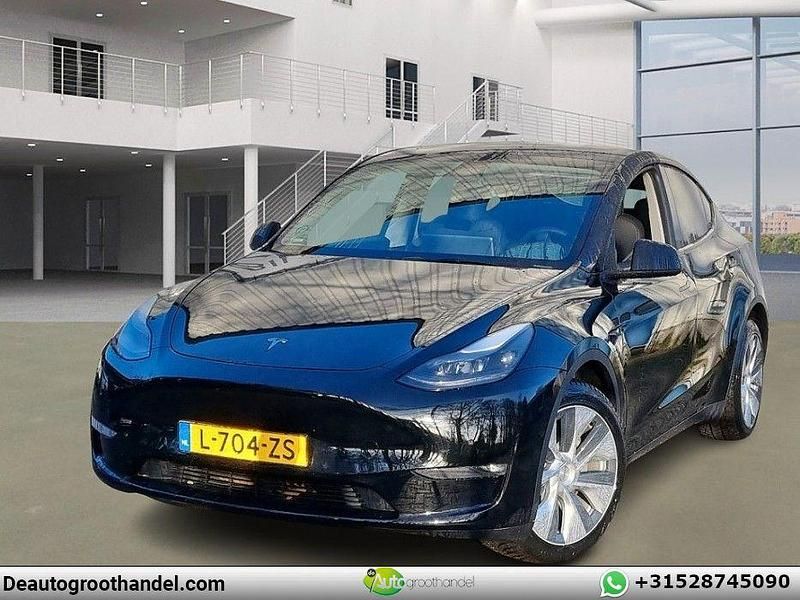 Schwarz Gebraucht 2021 Tesla Model Y Long Range AWD SUV | 21.417 € - Bild 1/4