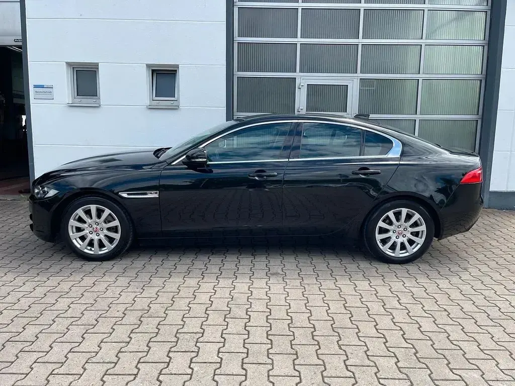 Brugt Jaguar XE Prestige 179 HK (131 kW) 2016 Sort Sedan