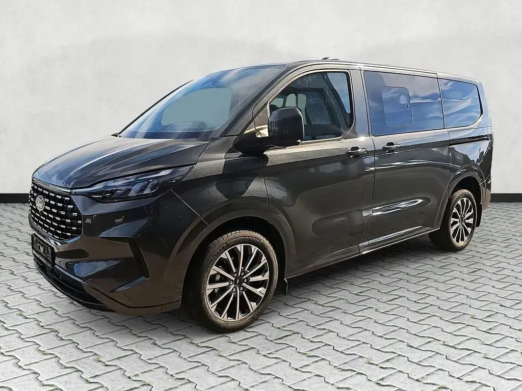 Neu Ford Tourneo Titanium X 170 PS (125 kW) 2026 Magneticgrau (metallic) Van / Kleinbus