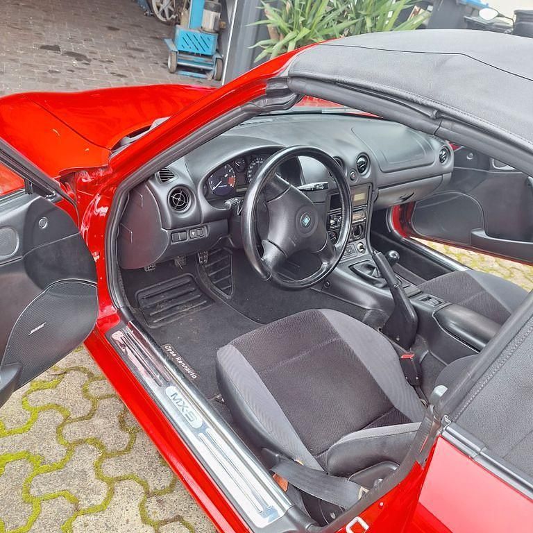 Gebraucht Mazda MX5 140 PS (102 kW) 1998 Rot Cabrio