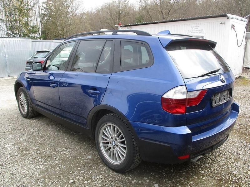 Gebraucht BMW X3 Lifestyle 177 PS (130 kW) 2009 Blau SUV