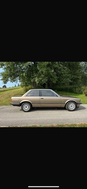Gebraucht BMW 316 90 PS (66 kW) 1984 Beige Coupé