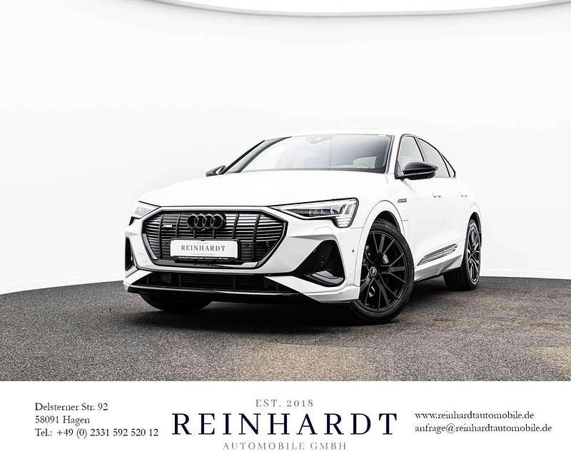 Gletscherweiß metallic Gebraucht 2022 Audi e-tron Sportback S-Line SUV | 42.370 € (Guter Preis) - Bild 1/1